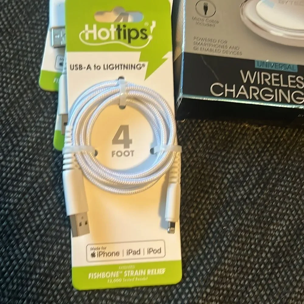 Bytech Wireless Charging Pad and Hot Tips Cables